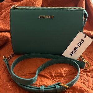New Steve Madden Evergreen Blexi Crossbody.
